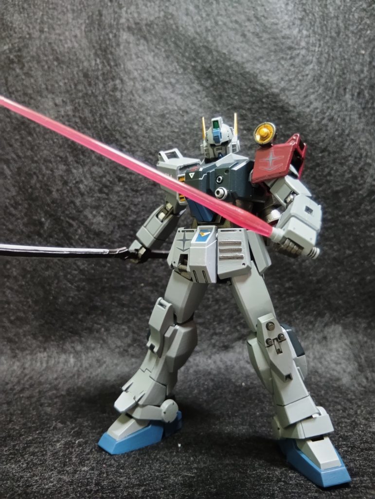 陸戦型ガンダム(ヴェステマン・ラルド少佐仕様)–2枚目/制作者：やつおカスパル(紅い水性)