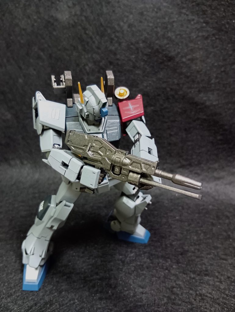 陸戦型ガンダム(ヴェステマン・ラルド少佐仕様)–4枚目/制作者：やつおカスパル(紅い水性)