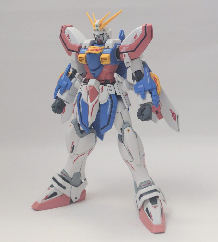 ということで完成です。マーキングというよりミニ四駆風にいうとドレスアップって感じですかね。ややアジアンテイストかな？顔は全然イジってないけどイケメンですなあ〜。