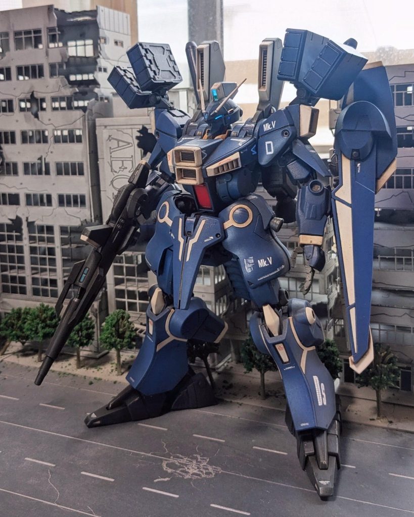 ガンダムマークV–5枚目/制作者：@Torowa_No3