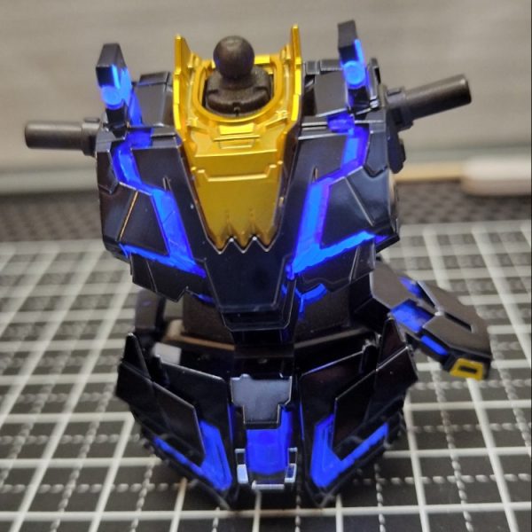 HG バンシィ　チタニウムフィニッシュ