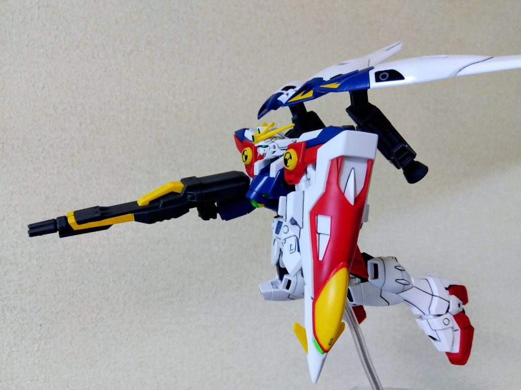 HGACウイングガンダムゼロ　設定画再現を意識して部分塗装