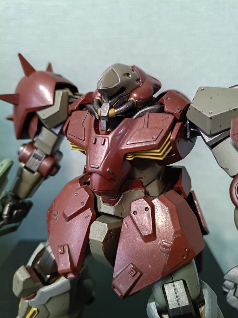 今回初のプラ板によるディティール追加をやってみました。バストもスカートもあっさりめなので良い感じに盛れましたね。&nbsp;