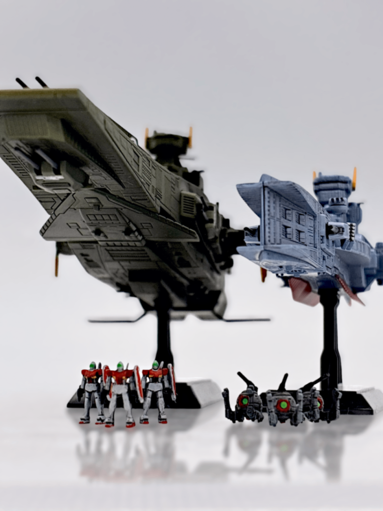 ジムとボールが各3機付属。ジムは緑色1パーツ成形で小指の爪ぐらいです。ボールは豪華4パーツ！塗り分けも簡単で作りやすいです😃ジム見た時はどう塗ったものかと天を仰ぎましたが、結局拡大鏡2枚重ねで苦手な筆塗りをリタッチしまくって、なんとか形になりました😌&nbsp;