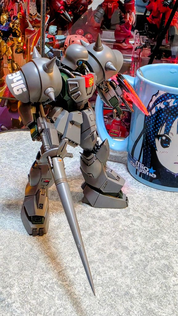 右から。