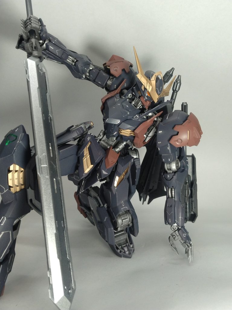 そして、相変わらずのデカールレス。今回もデカール不要な気がしてしまったのですがはてさて・・・。次作は、絶対デカール貼ります、貼りまくります。