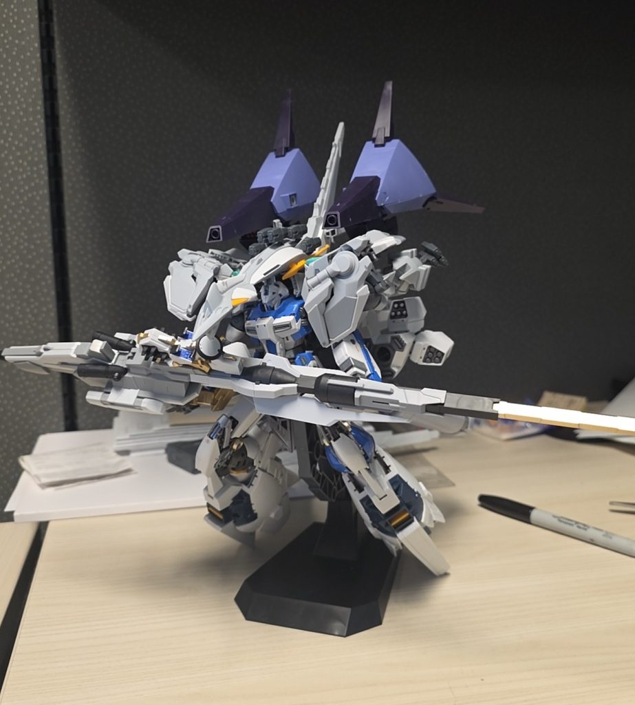RX-93 hi-ν Gundam 強襲仕様