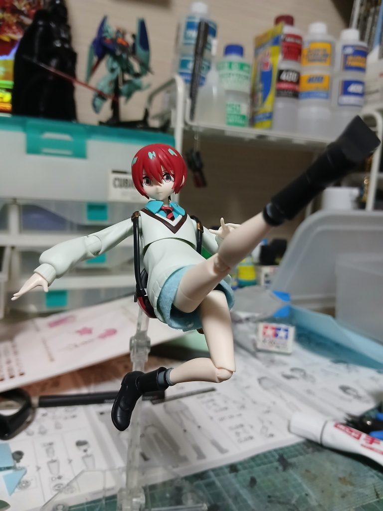 脚の可動も、ほらこの通り。