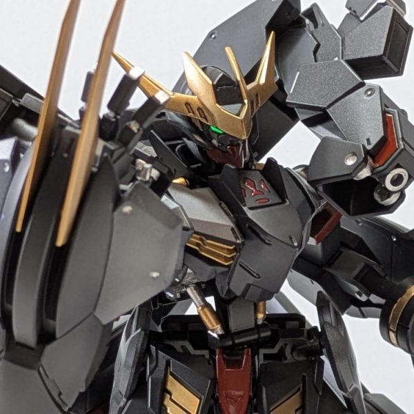 ガンダムバルバトス “ファントムレイス”