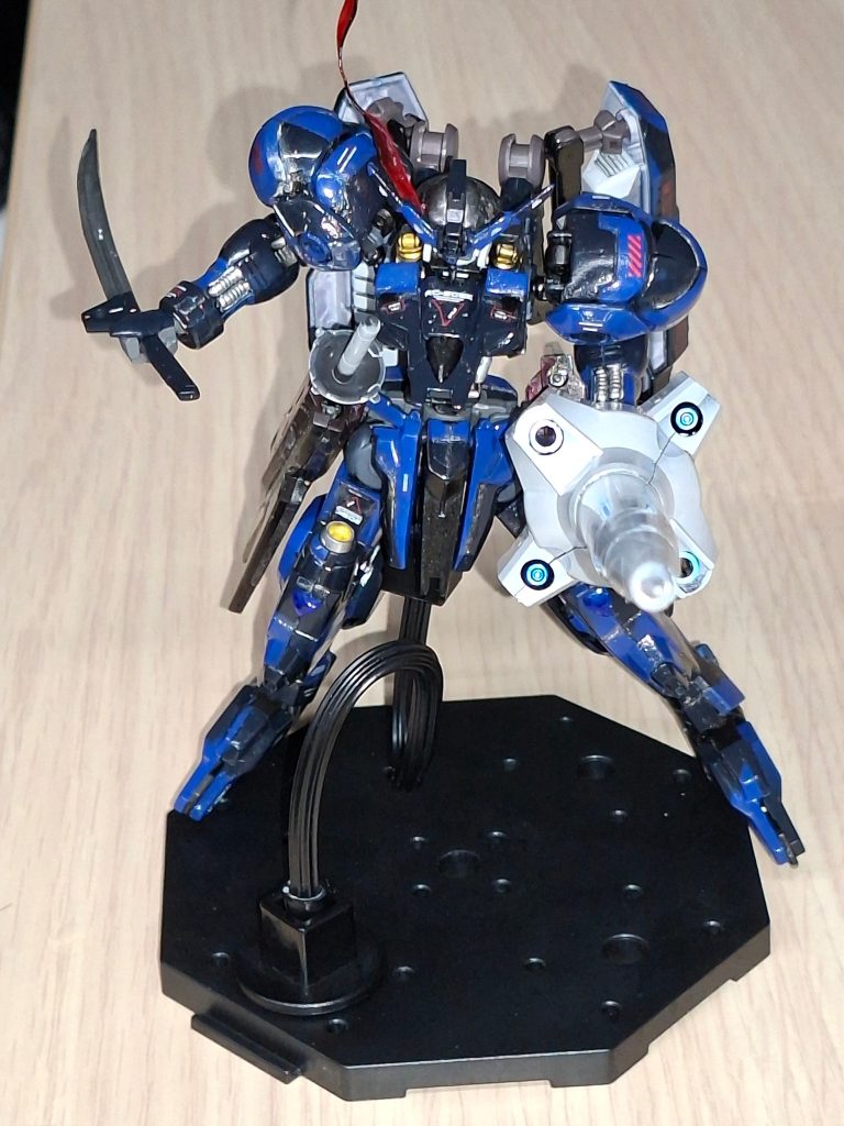 ガンダムヴィダールオペラ「完全体」–3枚目/制作者：友情ピエール