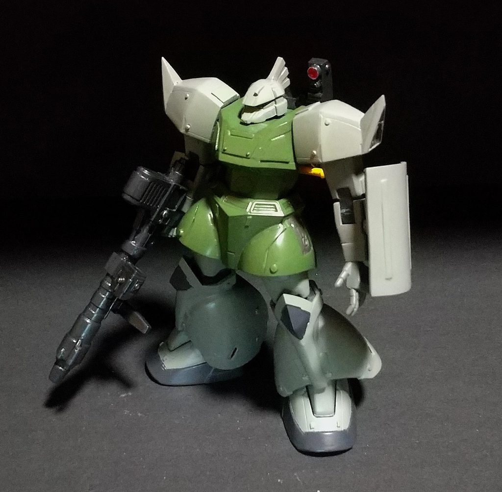 中距離支援用として作りました。武器はGフレームからで、ロケットランチャーではなくビームキャノンのつもりです。