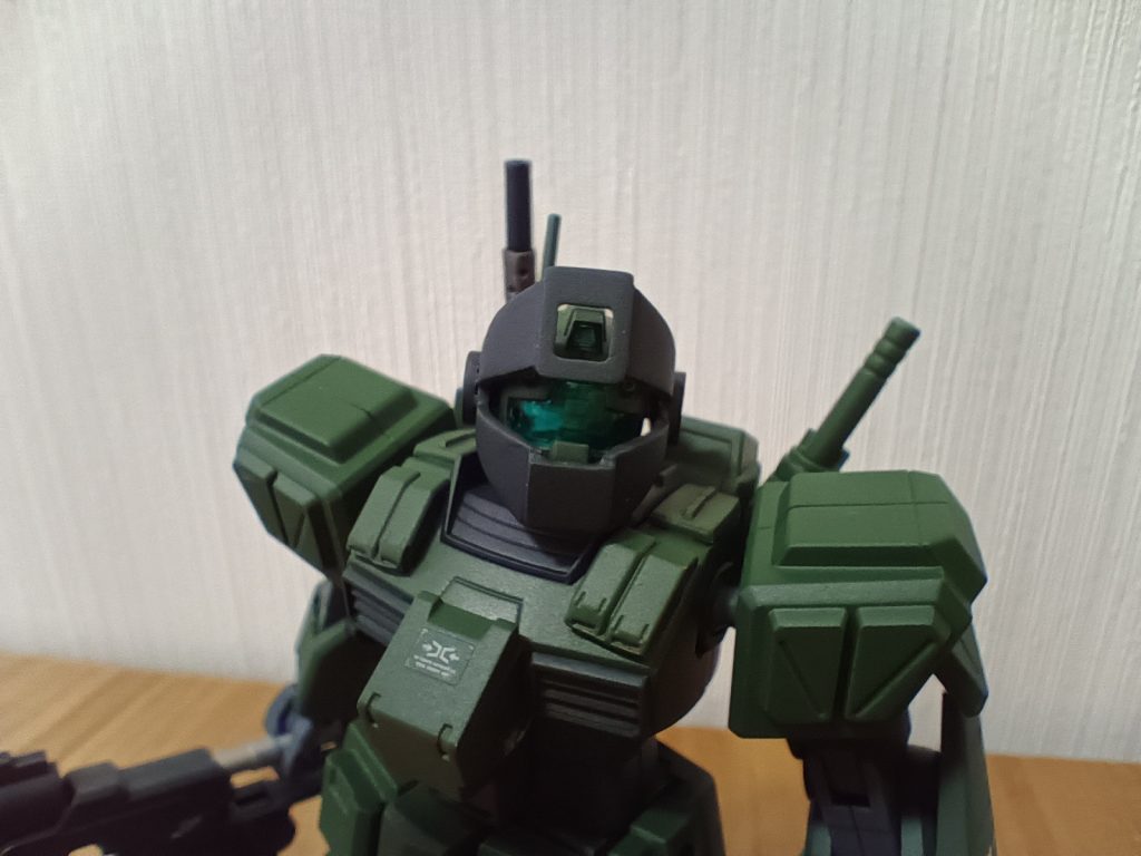 ジム　接近戦特化型　現地改修機