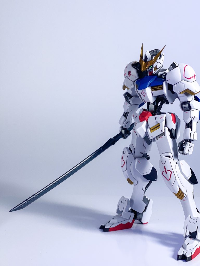 ミカにあまり好かれない太刀。他作品なら必殺武器的な扱いでしょうが、鉄血らしく主人公に嫌われてる。笑&nbsp;
