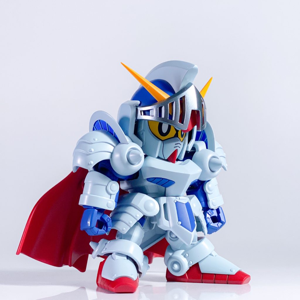 本体はバイザーのみメタリックにしたんですが、色揃えれば良かったかなぁと完成した後も悩み中です。笑