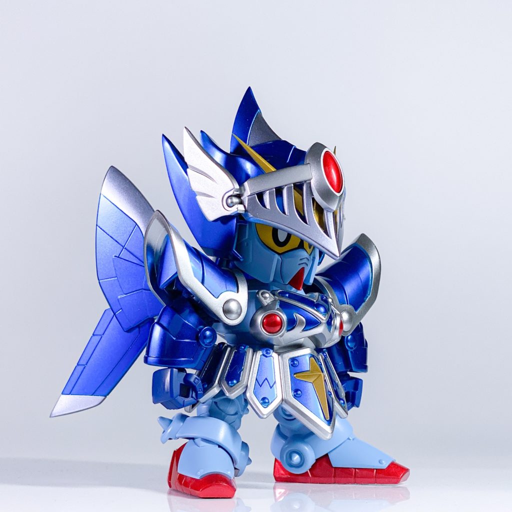 本当にひたすら騎士ガンダムシリーズ作り続けてきましたので、最早説明書見てませんね。開いてすらないです。笑