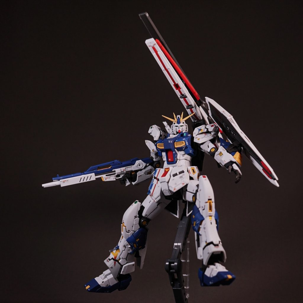RX-93ff νガンダム–6枚目/制作者：しるばにあ
