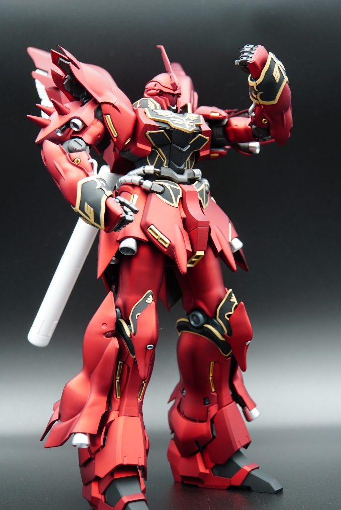 MG 1/100 シナンジュ–4枚目/制作者：Chuck