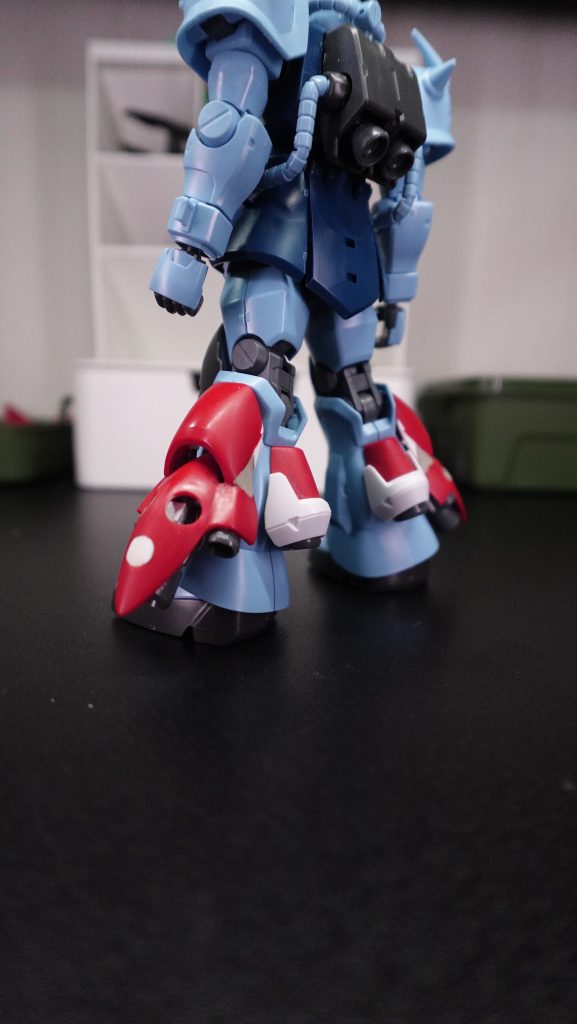 脚の追加ユニットには主にMGシナンジュのパーツを改造して制作。