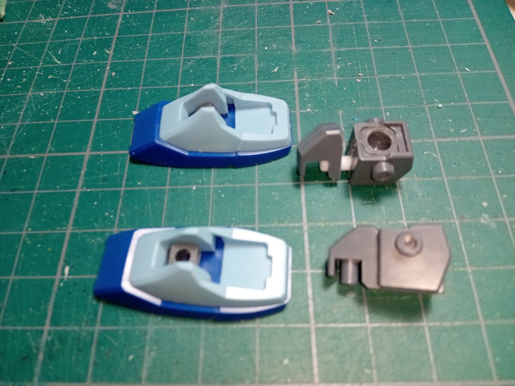 足首にロール軸を追加&nbsp;