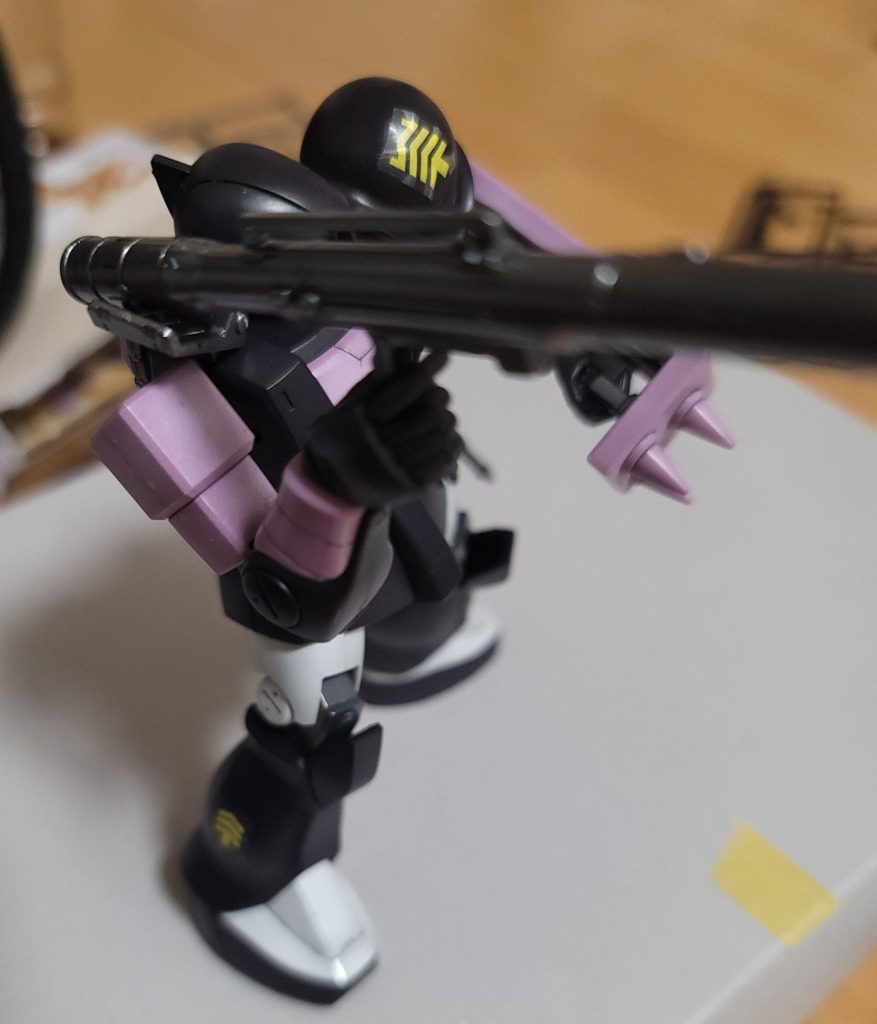 HG 黒い三連星ザクⅠ–3枚目/制作者：nabewobilly