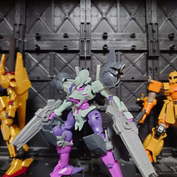 Gルシファー（クリム機）・騎士百式