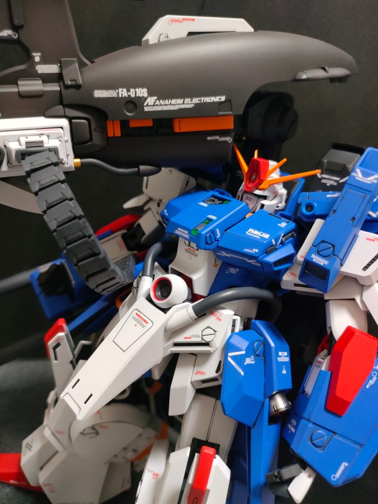デカールも頑張って貼り貼り。最後まで見てくれてありがとうございます。