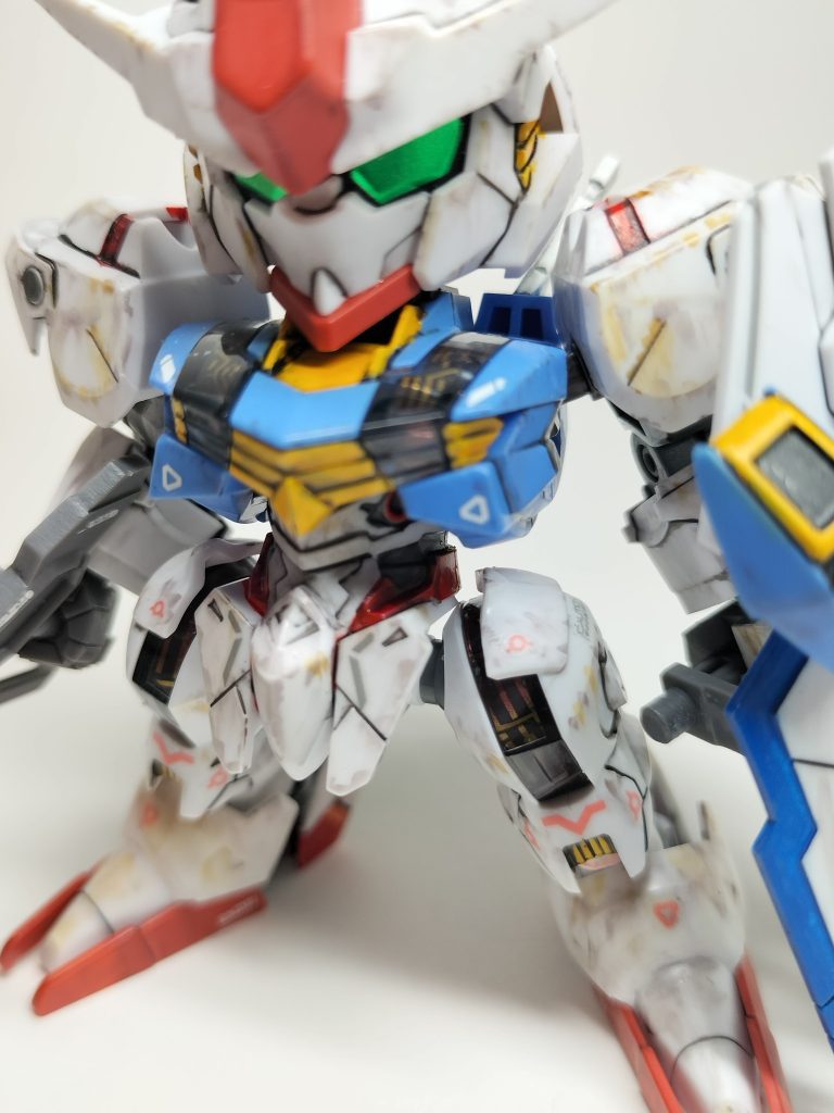 クリアパーツ内に付属のシールを貼り込んでます✨️地味にここが一番大変でした(gundam-kao4)