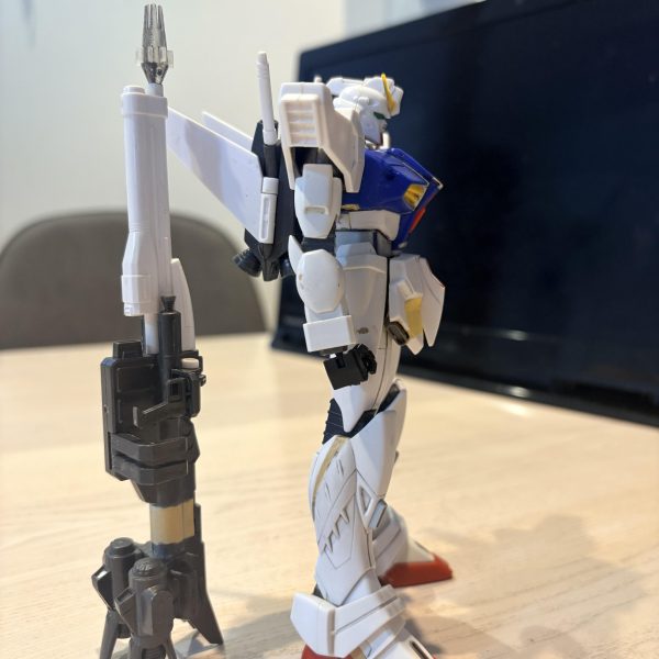 アナハイムの最後のガンダムタイプ？バランスチェックの為、仮組み。大半は旧元キットのパーツで構成。（6枚目）