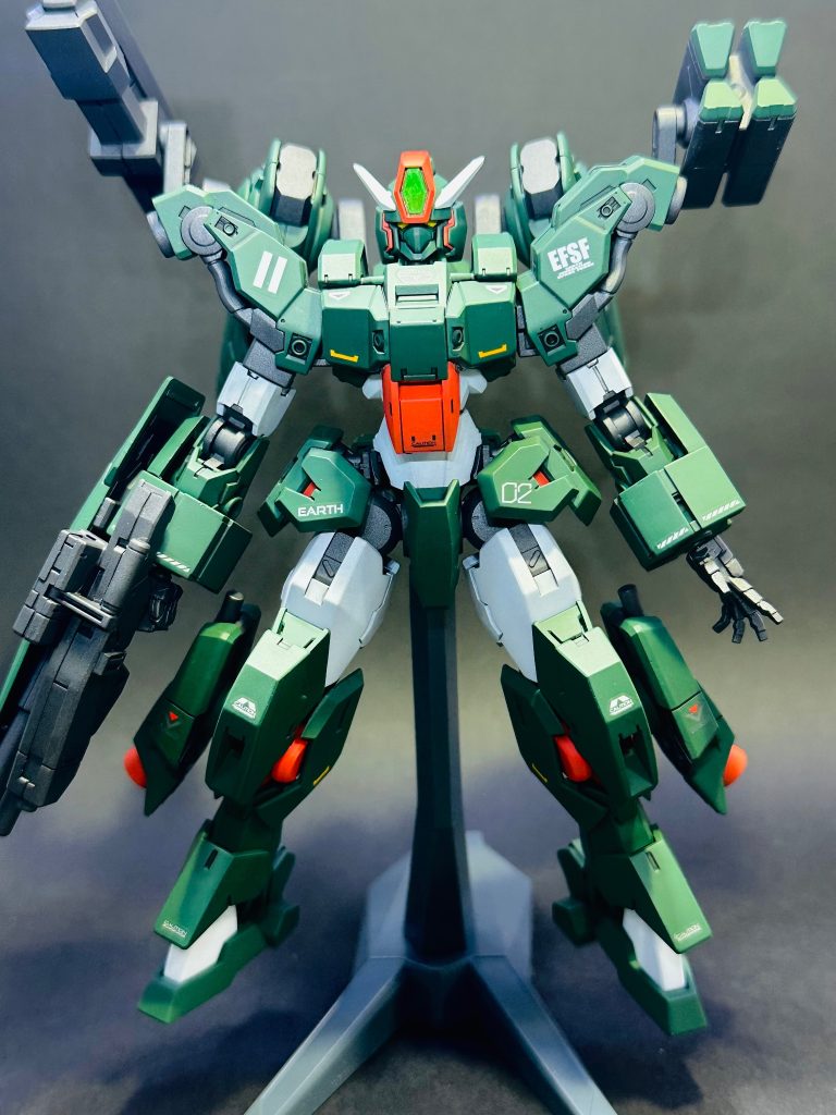 フルアーマーらしさが出るようにデミバーディングの装甲を移植しました
