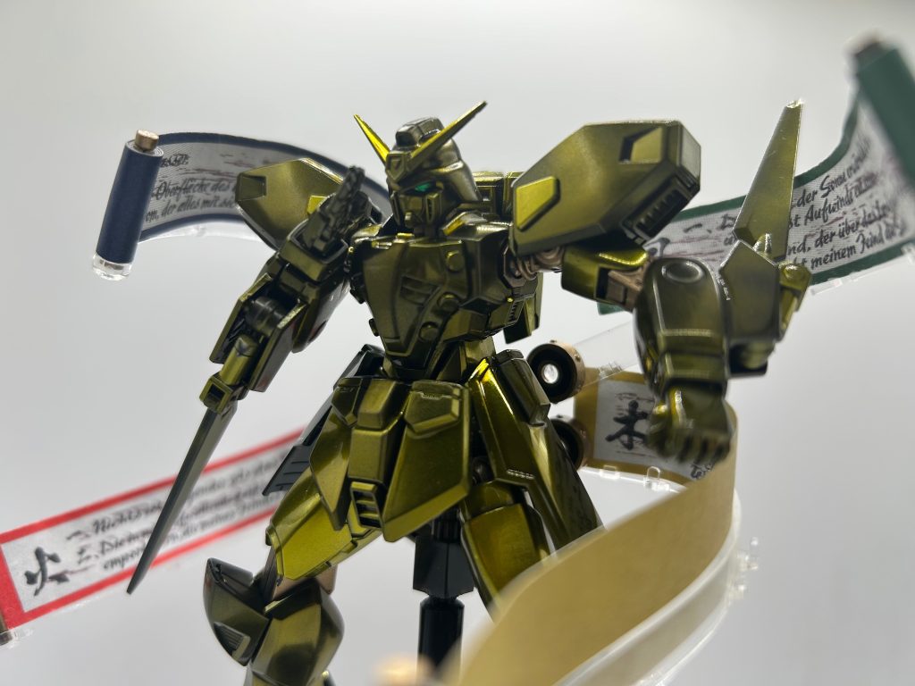 シュピーゲル黄金塗装