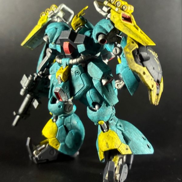 アーティファクト　ヤクト・ドーガ(ギュネイ機)