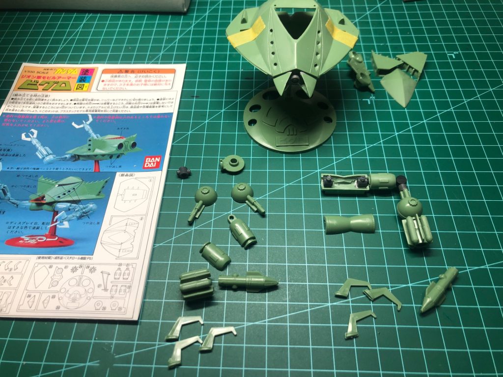 仮組みと各パーツ改修の検討。アーム接続は余剰ポリキャップを流用。クチバシを開閉できるように改修しました。