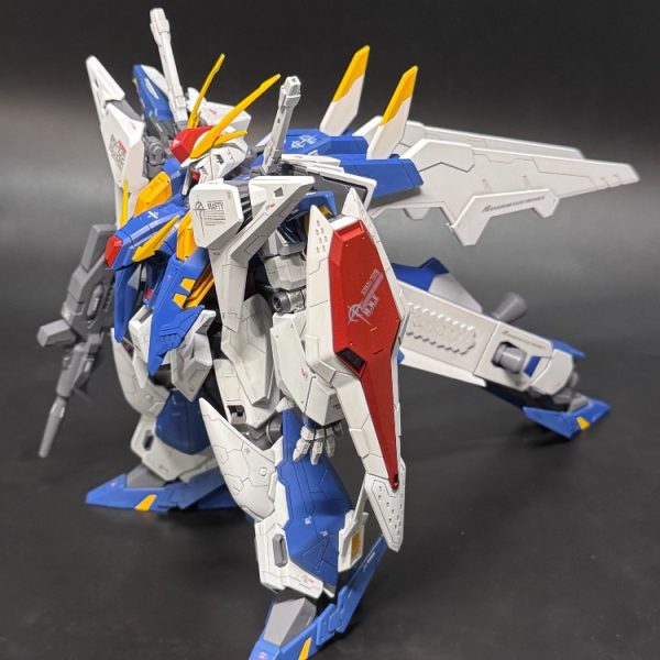 クスィーガンダム ミサイルポット装備