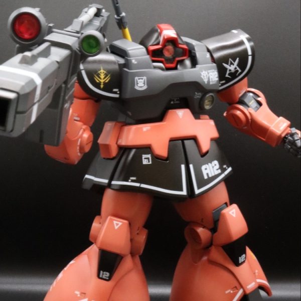 MGシャア専用リックドム