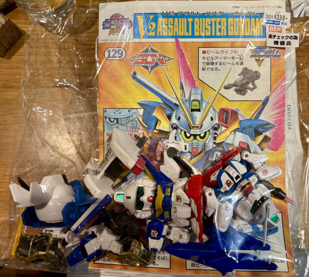 作品名：掘り出しモノ😊<p>閲覧ありがとうございます！😀 本日の戦利品達です まずはブックオフにて ヴィクトリーガンダム✨３００ タママボール２２０ SD好きならカードも！ ノーマルコンプリート（レア品除く） 逆シャア　鉄血　SEED メルカリ & [&hellip;]</p>
