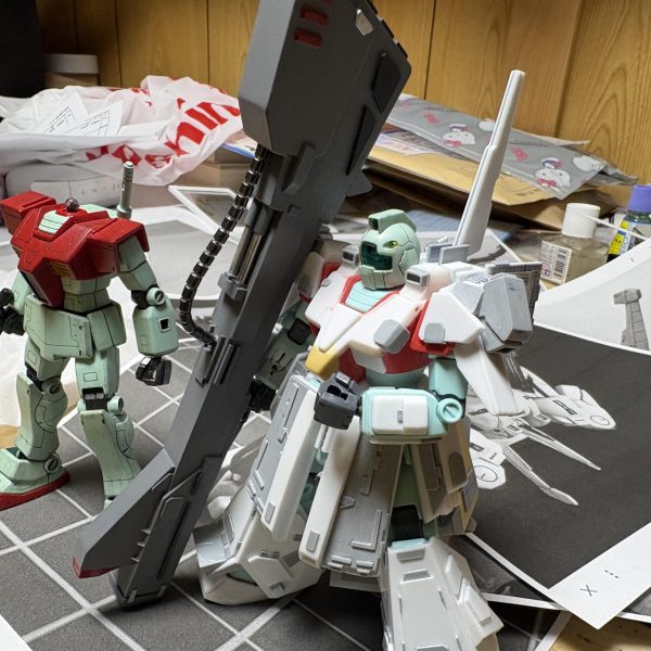 ジオじゃないところをアピールするために武器を作りました