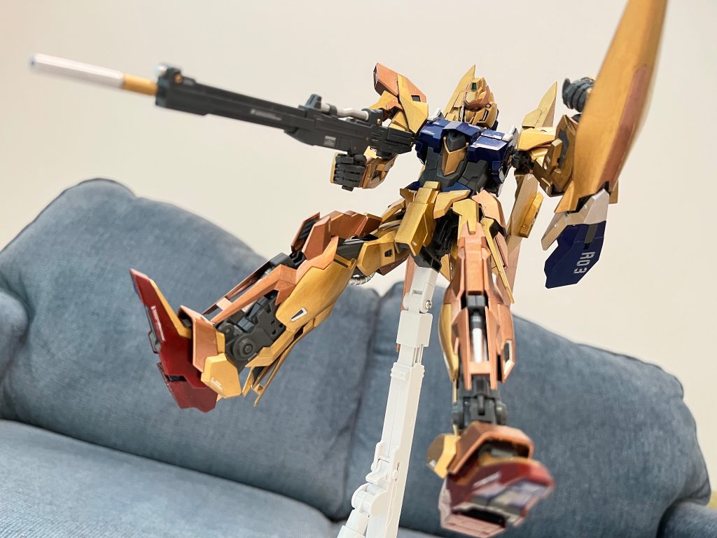 緊急に機体を振り回す後ろの敵を撃ちます。