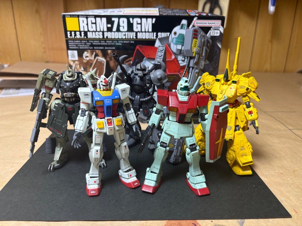 やっぱディカールを貼ってる時に、なんだか『ハヤマオさん』を思い出すんですよね(zaku-kao8)別に寂しいとかじゃないですよ(zaku-kao8)脚は多めに貼っても大丈夫とか、色々と教えてもらったなぁって、懐かしく思ってました(zaku-kao8)とりあえず元気でやってておくれ〜‼️って思います(zaku-kao8)