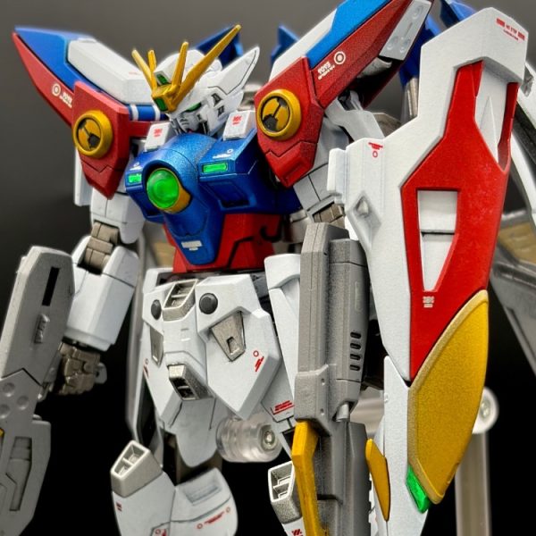 HGウィングゼロをメタリック塗装