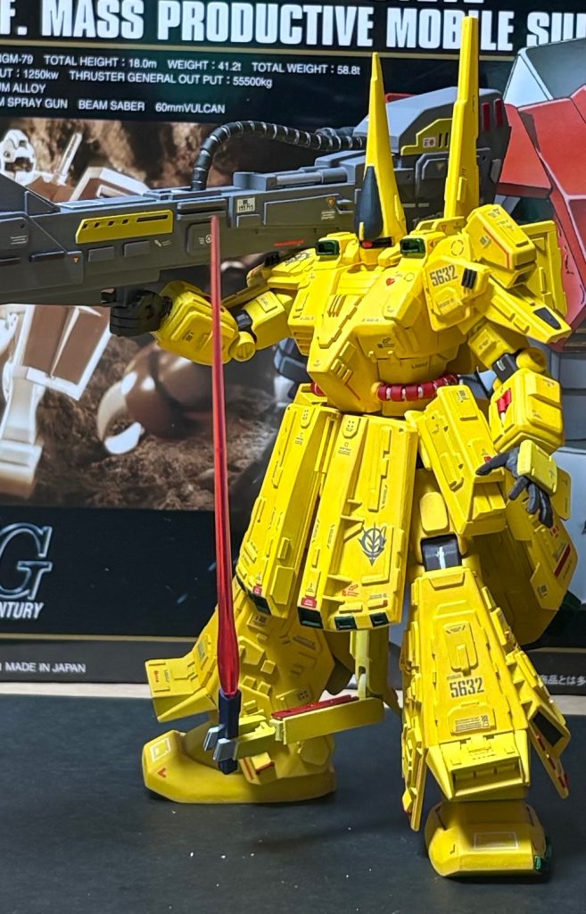 ジムって言ったら、股間から伸びるもう一本の手ですよね(zaku-kao8)こういう汚いと思われるような戦い方も大事ですよ(zaku-kao8)設定としては、鹵獲したジムを基地に持って帰って、パピプペポ・クロッコ？ハゲテマス・ツルット？っていう技師が改造したというストーリーです。