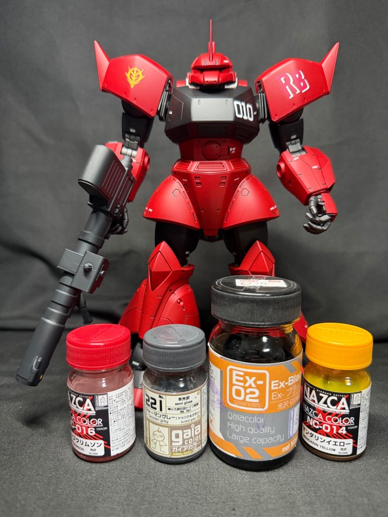 外装:(赤)グレサフ→クリムゾン、(黒)グレサフ→EXブラック+マホガニー、バーニア:黒サフ→フレームメタリック2、フレーム:ガンメタサフ+黒サフ、武器:グレサフ→ジャーマングレー+ブラック、トップコート:スーパースムースクリア