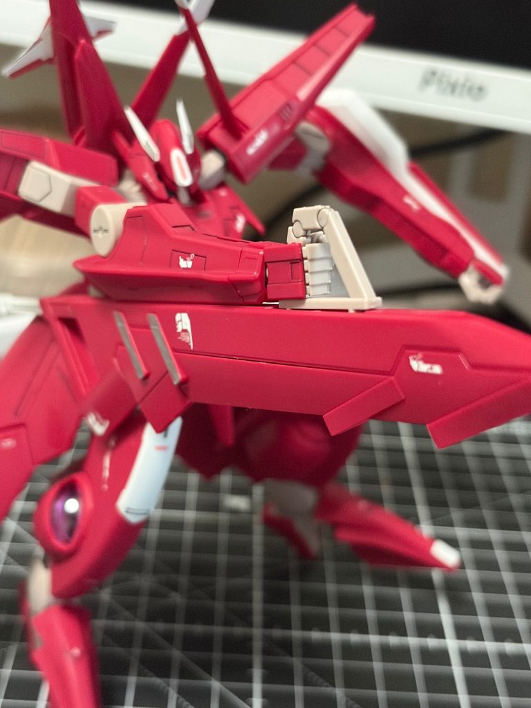 アルケーガンダム–4枚目/制作者：BERLIOZ
