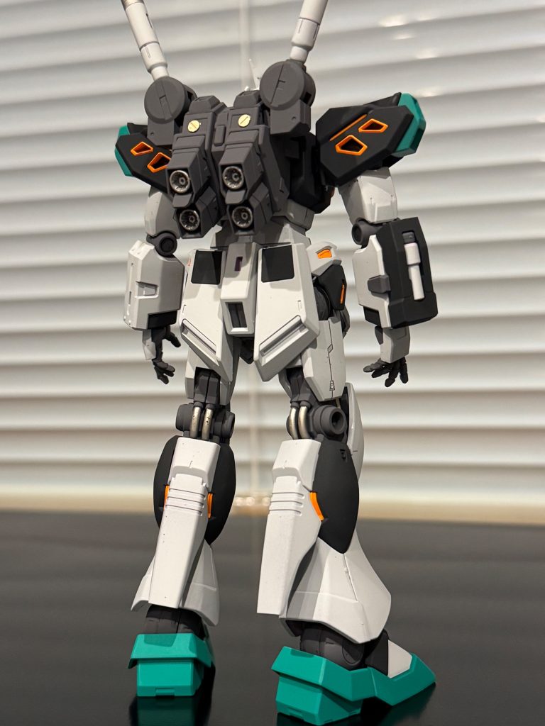背面