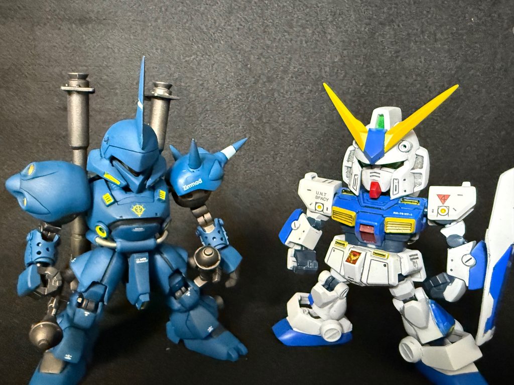 前に作ったアレックスと並べてみた✨