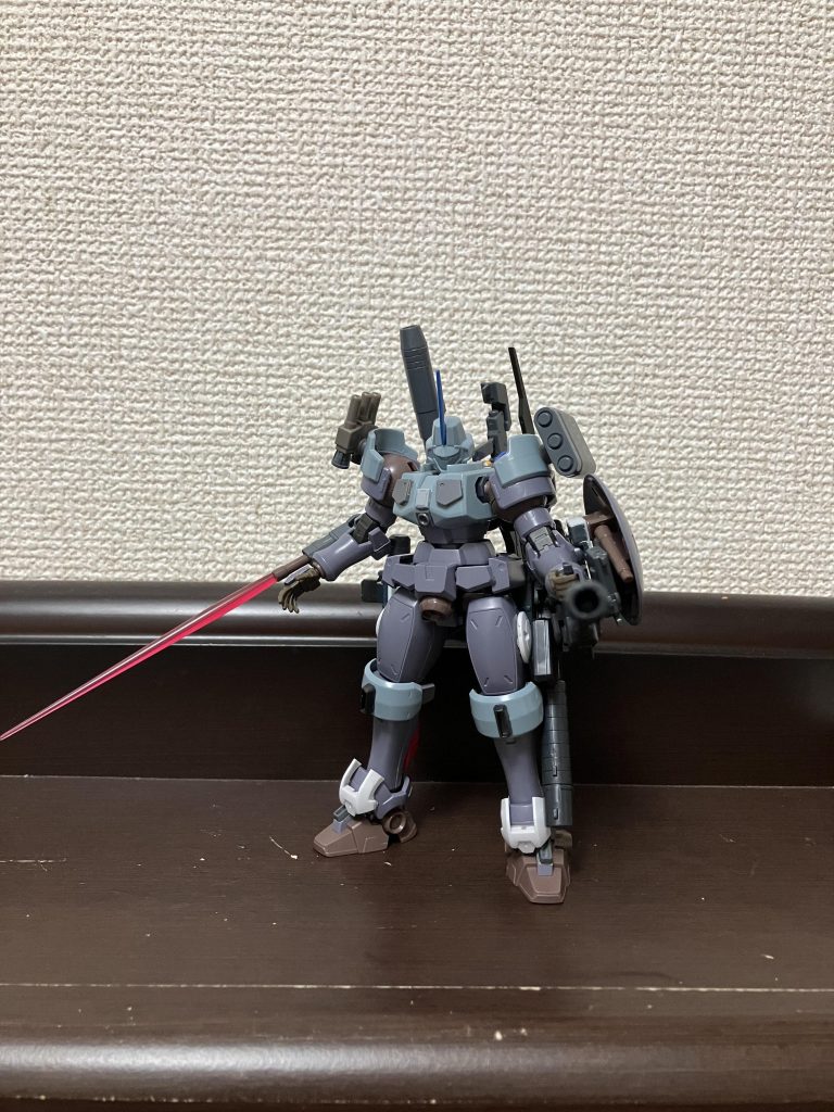 作品名：<p>最初に投稿した時のドーバーガンを構えたポーズが納得いかなかったので、こっちでリベンジwちなみに右腕にはレーザーブレードっぽいのを設置してます。まぁこれはとりあえずのイメージのやつなので実際にはもうちょいしっかりしたやつ付 [&hellip;]</p>
