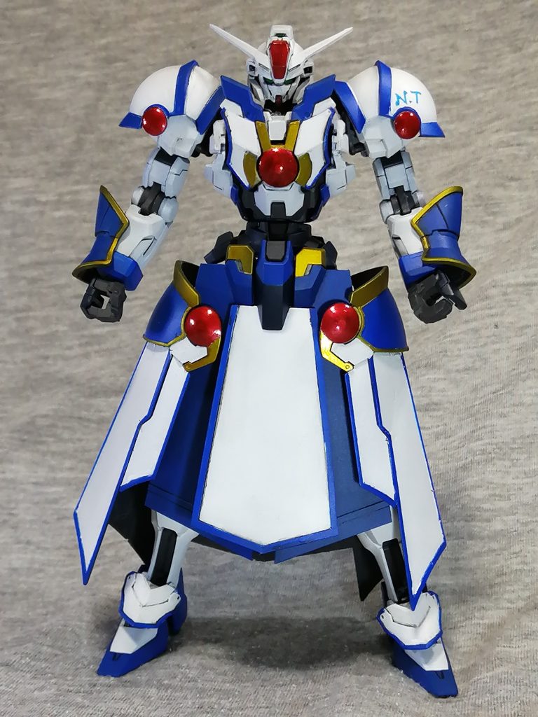 &nbsp;キャリバーンにクラスアップアーマーを被せ、スカート等はプラバンでサクッと。　武装はジャンパーツ等を組み合わせました。白い羽？で統一感を出しています。　指差しの手首が欲しかったかな～「少し頭冷やそうか」のシーン再現用にｗ