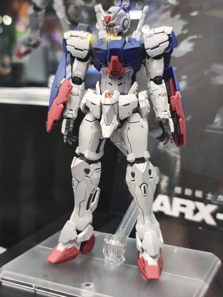 作品名：GUNDAM ROUGE ORBIT<p>複数のwebニュースに同じような写真が出てますが、GUNDAM ROUGE ORBIT(っていう新作ゲーム)のガンプラを見てきました。(というか見にいったつもりはないが展示されてた) 1. ガンダムZERO、女形かな?2 [&hellip;]</p>

