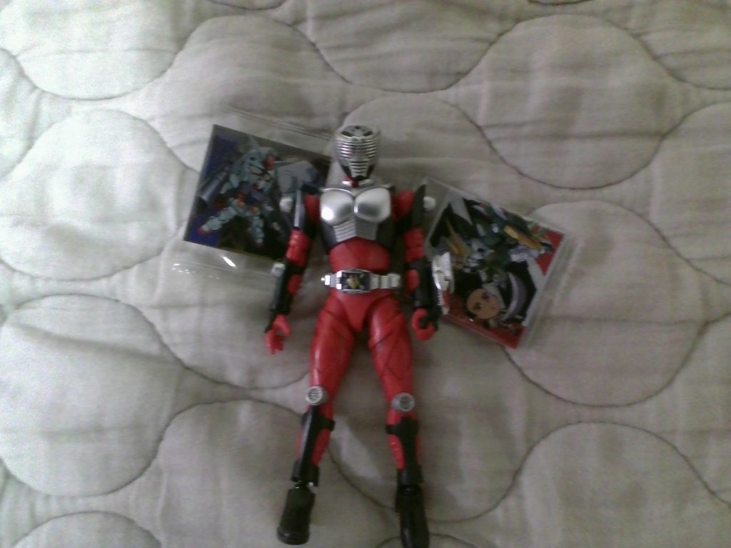 作品名：仮面ライダーのプラモもたまにはあり<p>たまには寄り道して仮面ライダーのプラモもありですね。 ところでにふぉるめーしょんのガンダム買いましたか？自分はもちろんデュオ狙いで9個ほど買いましたが、N一枚R二枚SR2枚シャア専用R１枚UR１枚SEC二枚（二種）がでて [&hellip;]</p>
