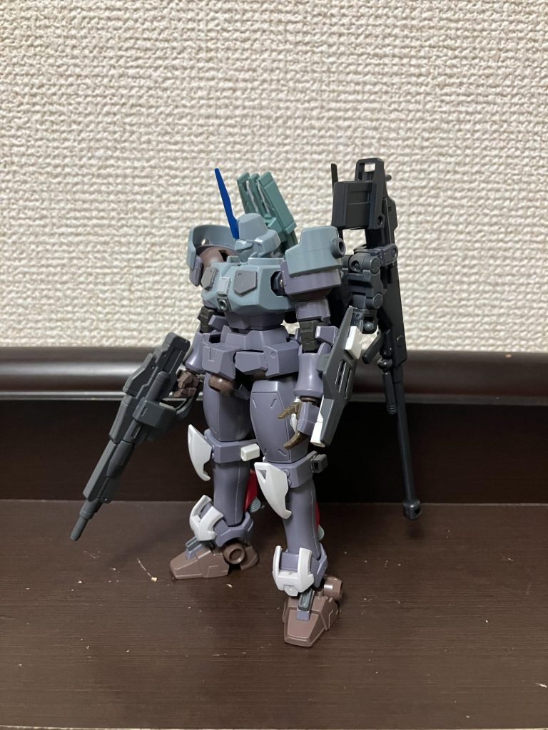 作品名：微改造<p>膝アーマーの部分、小型のバーニア4基増やしました。まぁ以前言ったようにこんな小さいバーニア増やした所でなんですが、無いよりはマシ…wちなみに着脱可なんで、設定としてはフル装備時以外は無くても良いかなみたいなwそれぞれ武装 [&hellip;]</p>
