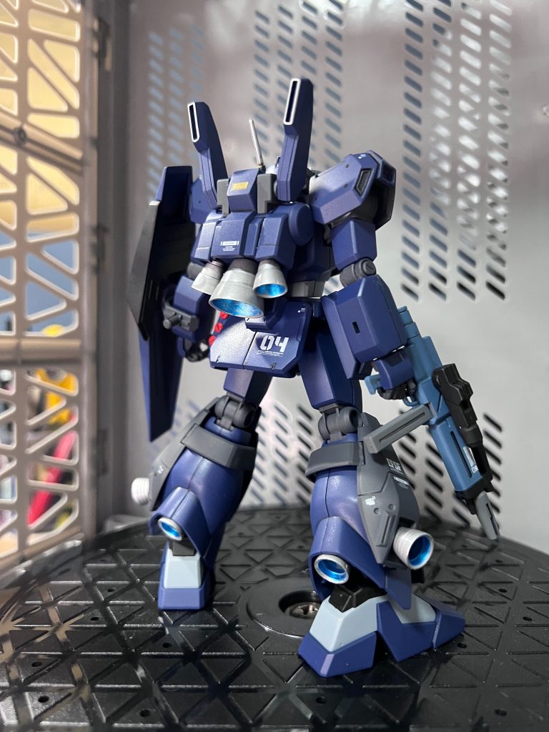 後ろ